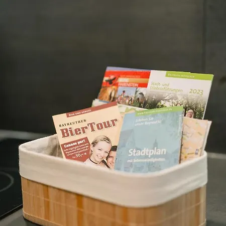 2-zimmer Themen-apartment Im Zentrum, Naehe Oper * バイロイト