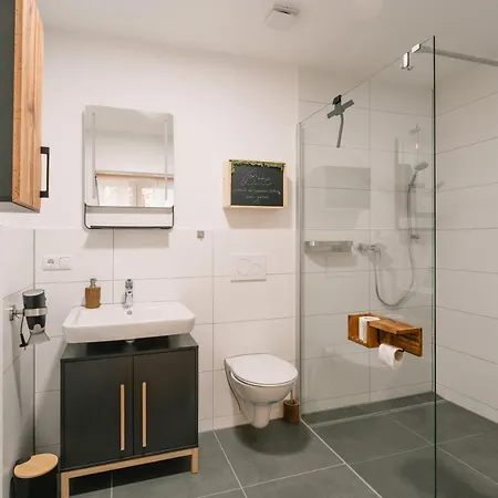 2-zimmer Themen-apartment Im Zentrum, Naehe Oper